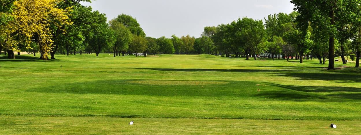 Tree-lined fairway at Glenwoodie Golf Club